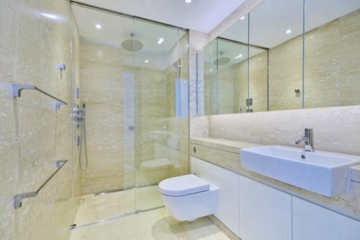 gallery/ensuite sw15